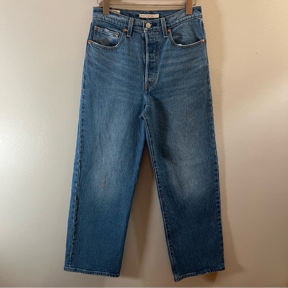 2024 Levi’s premium ribcage straight ankle size 27 button fly
